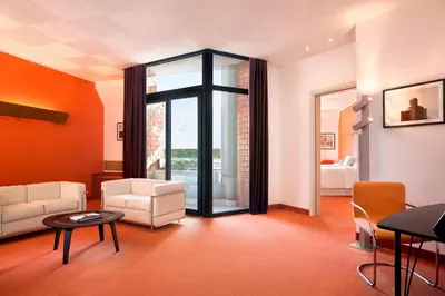 Area soggiorno di Four Points by Sheraton Catania Hotel