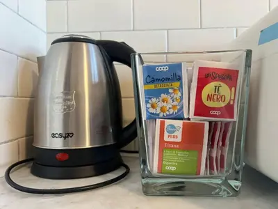 Set per la preparazione di tè e caffè presso Oresa Home