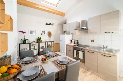 Cucina o angolo cottura di Historic Center New Apartment - Catania Stays
