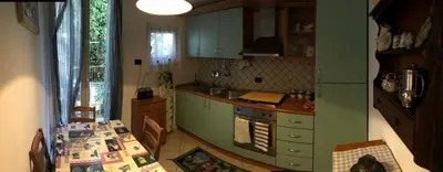 Cucina o angolo cottura di The Trip House - Between the center and the sea - Free WIFI and Jacuzzi