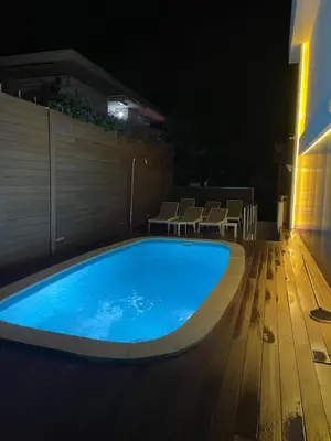 Piscina di WHITE HOUSE o nelle vicinanze