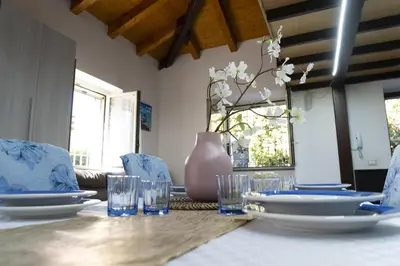 Area soggiorno di Li Cuti House - Lungomare Self Check-in