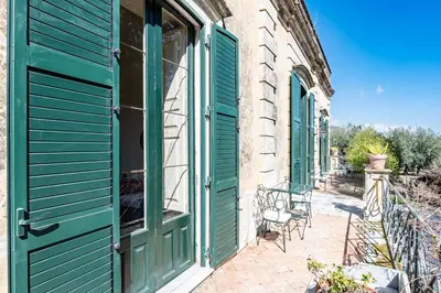 Edificio in cui si trova la villa