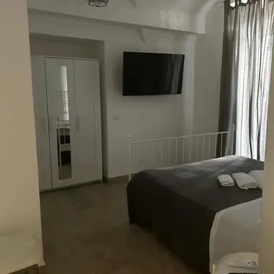 G house 100